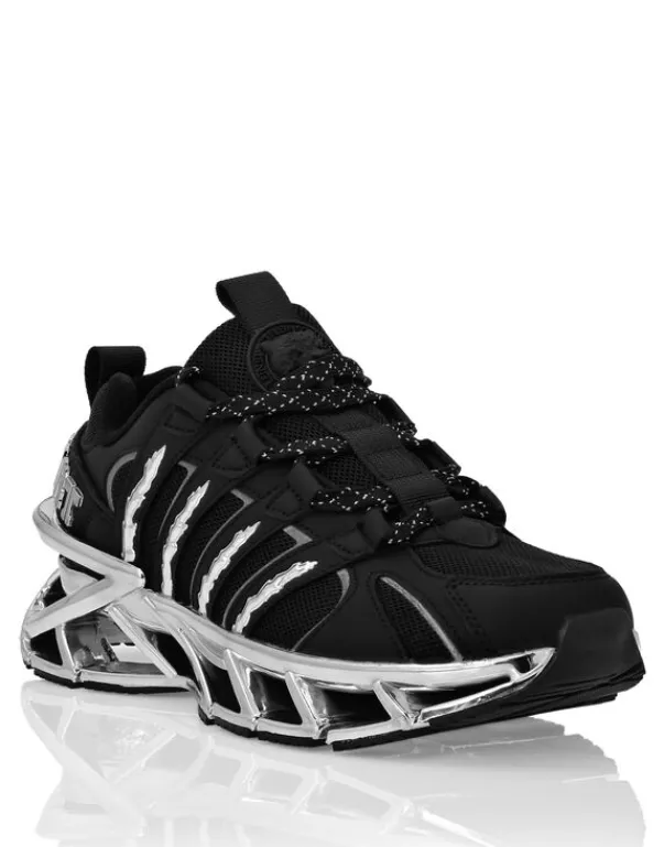 The Edge^Plein Sport Runner